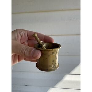 Vintage Brass Mortar & Pestle Apothecary Pharmacy Collectible Patina Spice Grind